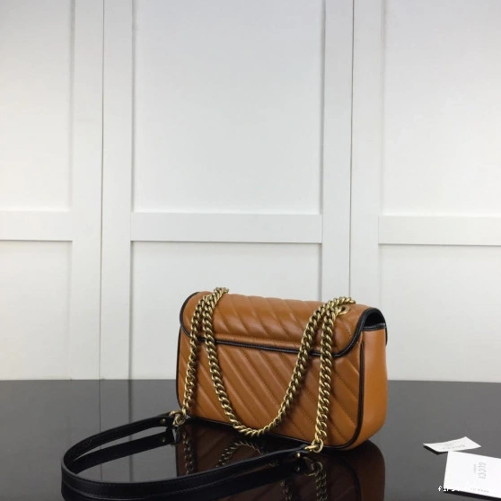 First bag ru 26CM Marmont Gucci GG 0813